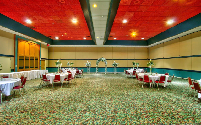 MCM Grande Hotel & Fun Dome