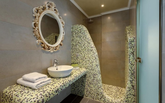 family love suites