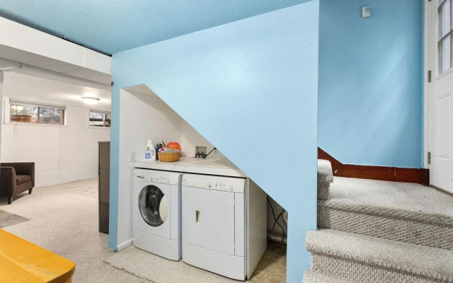 Hillside on North Queen Anne