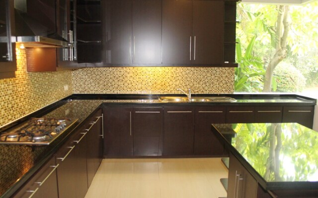 Siaga Raya Creative Villas