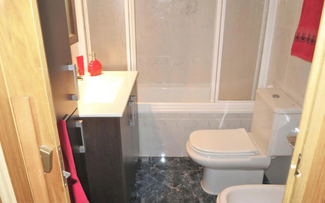 Bianca Seaview & Beach Apartment