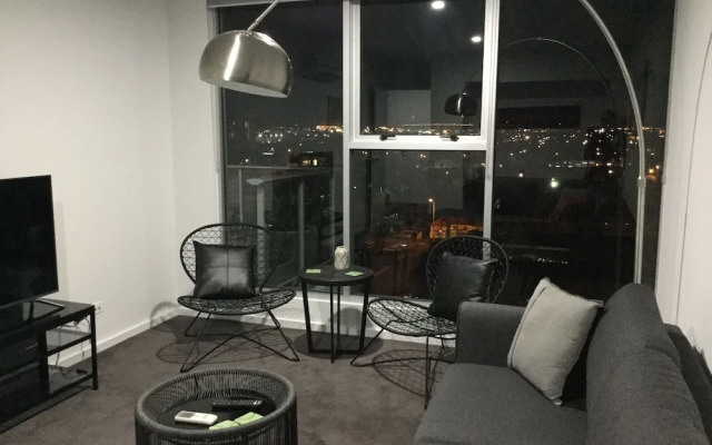Sub Penthouse On Barkly Street