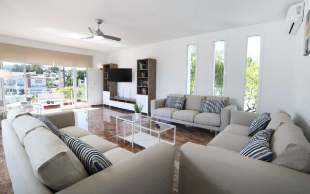 Holiday Home Perla del Mar