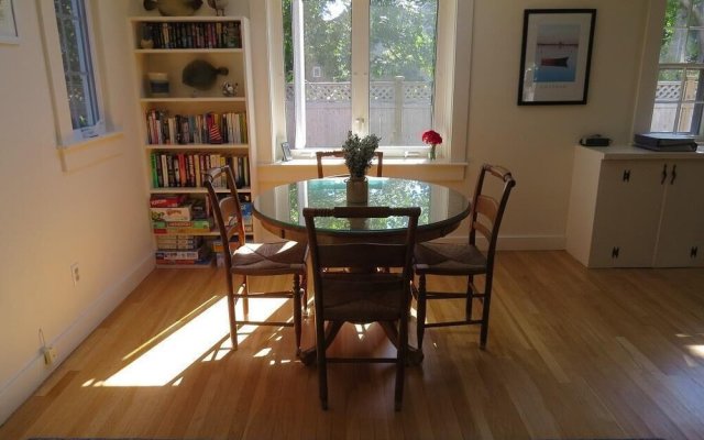 46 Fairview Drive South - Three Bedroom House