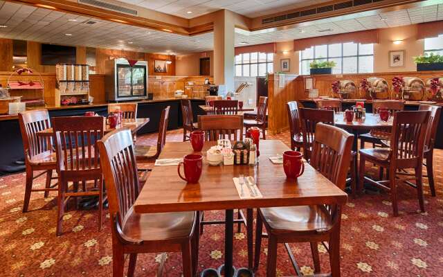 Best Western Royal Plaza Hotel & Trade Center