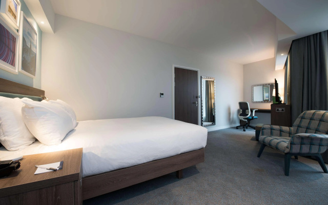 Hampton by Hilton Edinburgh West End