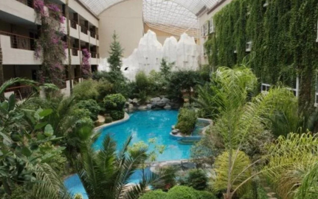 Paradise Hotel