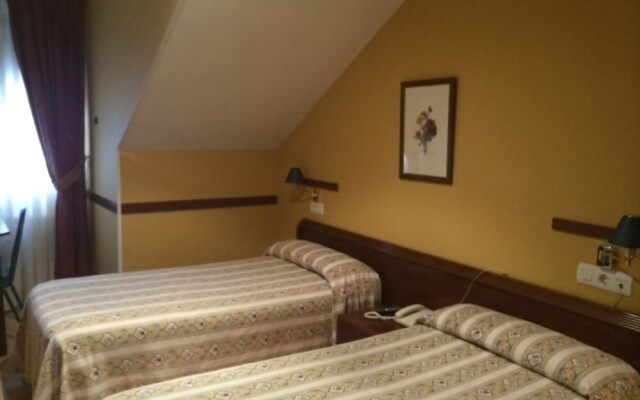 Hotel Nueva Allandesa