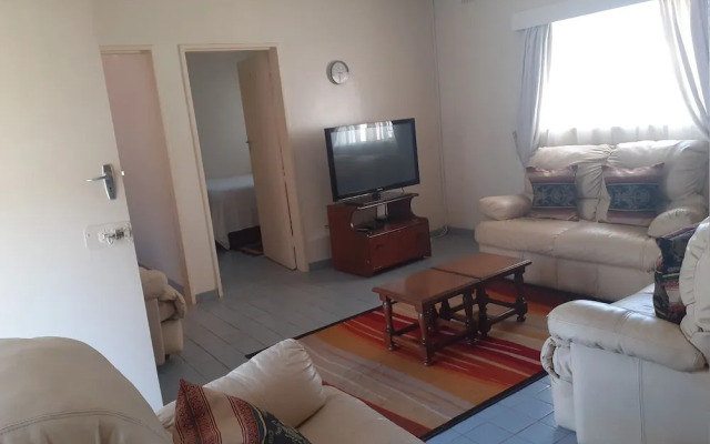 Beautiful 2-bedroomed Guest Cottage in Harare