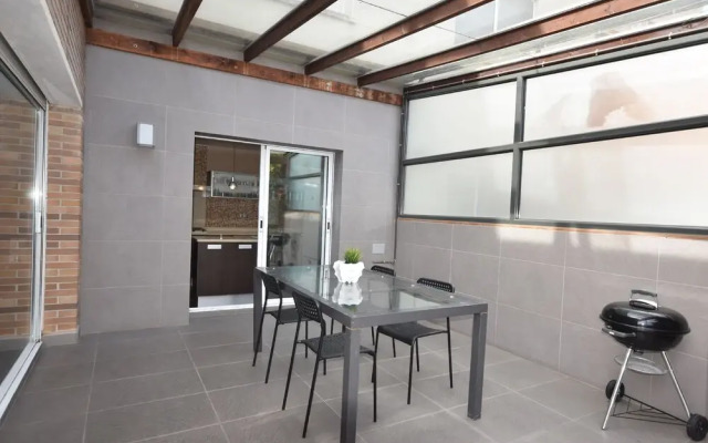 Big House pool and golf