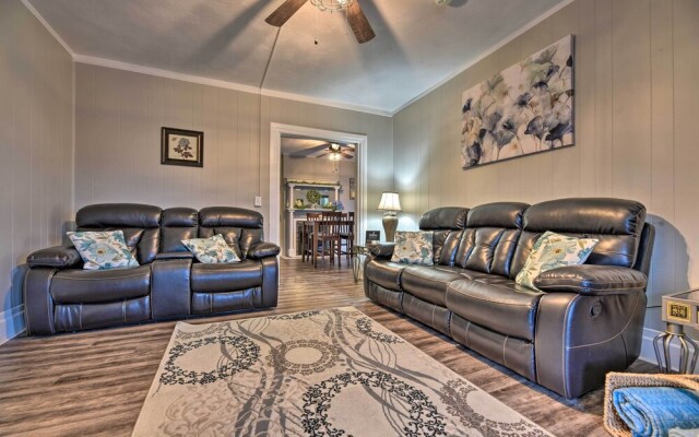 Niagara Falls Townhome: Near Wineries!