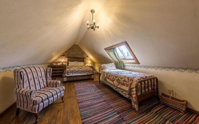 The Mulberry Inn
