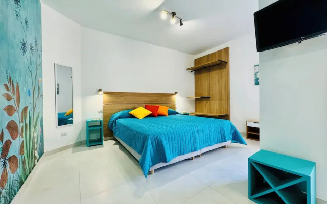 YourHome - Blu Jade House