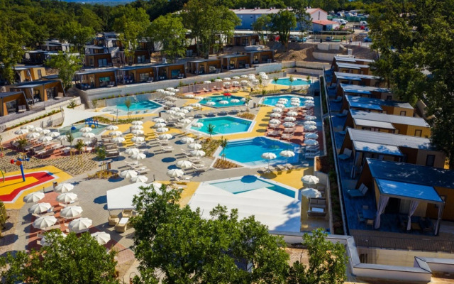 Aminess Style Glamping Villas & Holiday Homes Atea