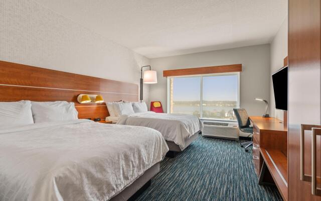 Holiday Inn Express & Suites Orlando - Lake Buena Vista, an IHG Hotel