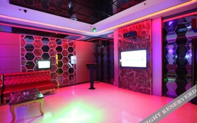 Wujiaqu Yingbin Hotel