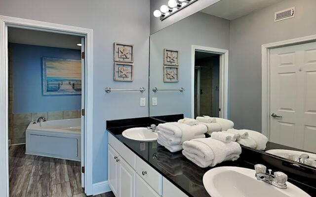 San Carlos Condominiums