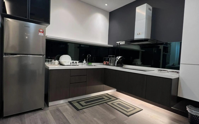 Vista Bangi 1 Bedroom service apartment with swimming pool