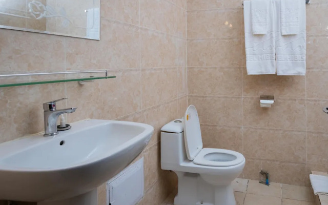 Hotel Hibiscus Blvd Triomphal