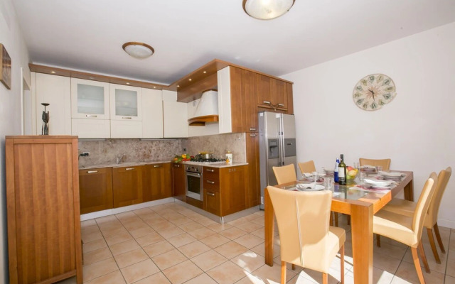 Porto Letizia Mimosa 2