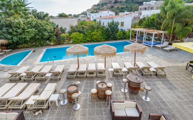 Antonis G. Hotel Apartments