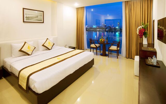 Hoang Linh Riverside Hotel