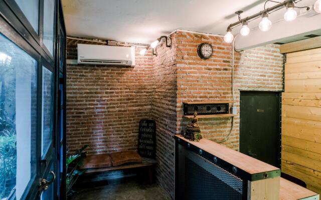 Zeds Hostel Bangkok