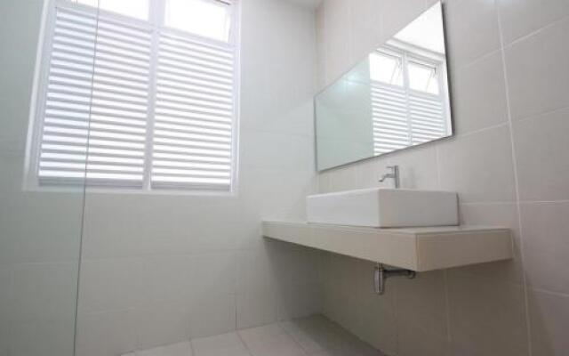 Shamrock Villas Corner OR Seaview