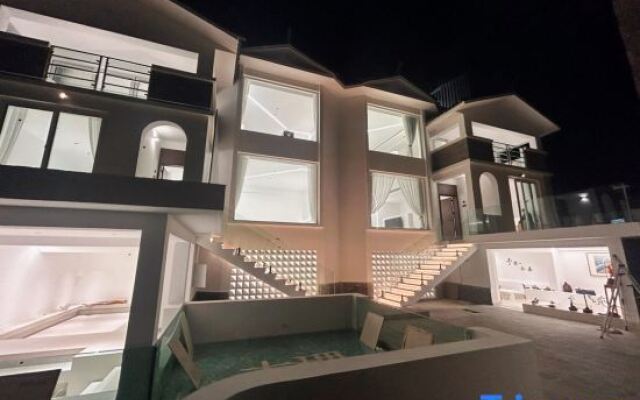 Yuni Jinxi Homestay (Dali Ancient City Branch)