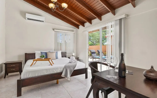 Cozy 1br1ba w Private Pool Patio Close 2 Beach