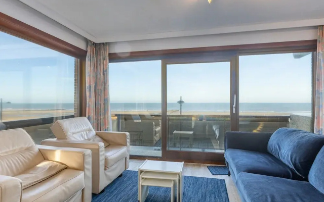 Apartment With Parking and Panoramic sea View