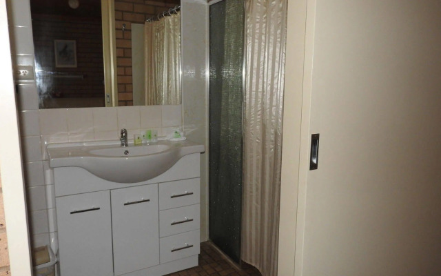 Lone Pine Motel - Corowa