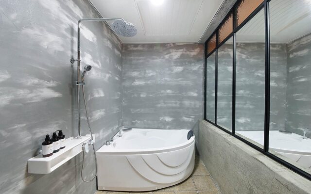 Hotel NOL