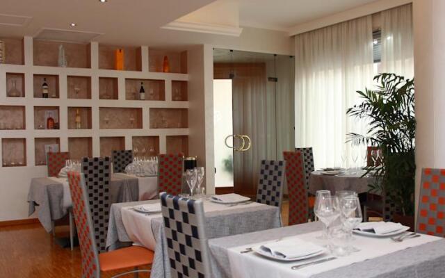 Almada Guesthouse