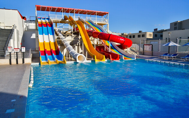 Amarina Abu Soma Resort & Aquapark