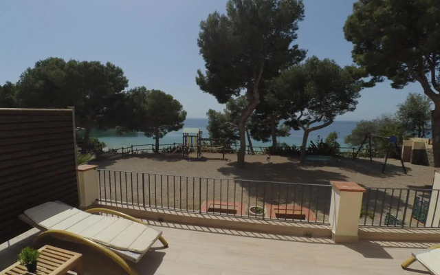 New Madrague Beach
