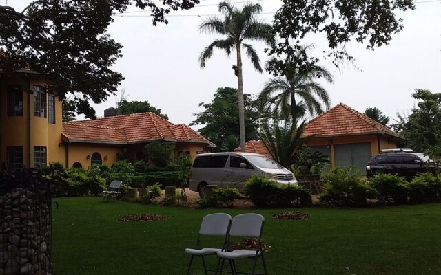 The Estate Ebwerenga