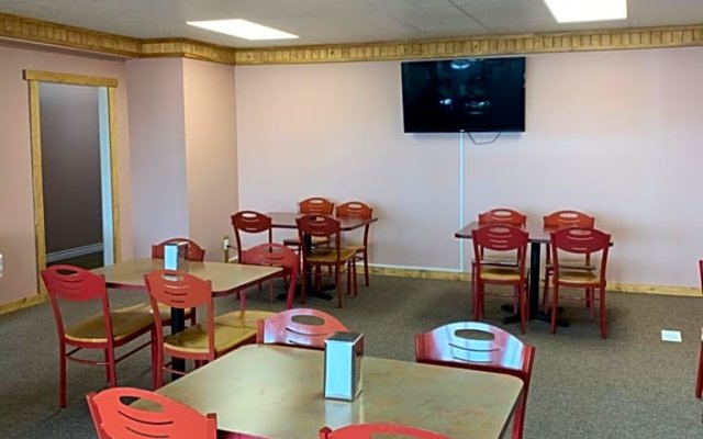 Exploits Inn and Suites