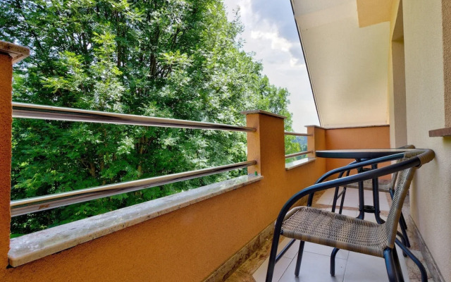 Charming Apartment in Bled Near Lake