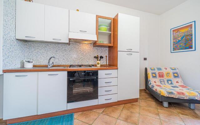 Apartment in Villa 2 to 4 Persons With Large Garden "stella"