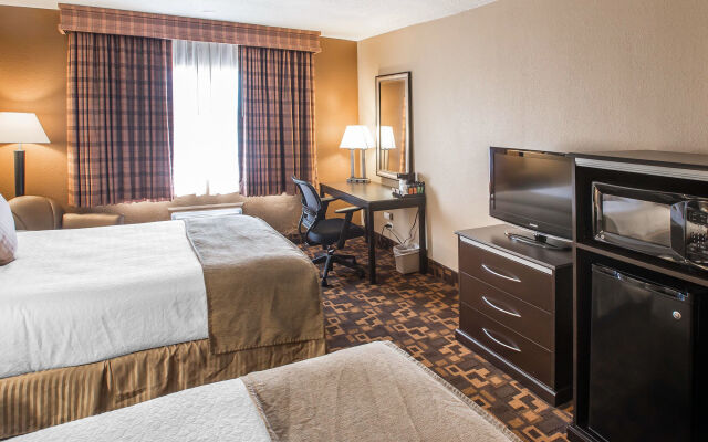 Quality Inn & Suites Denver Stapleton