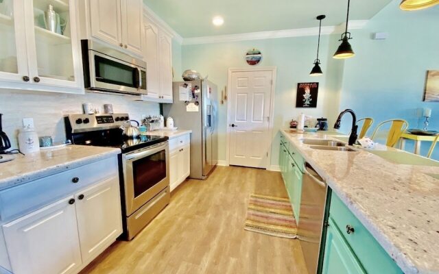 Sea Biscuits & Gravy - 3 Br Home