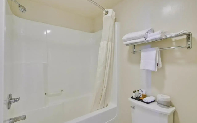 Americas Best Value Inn Sky Ranch Palo Alto