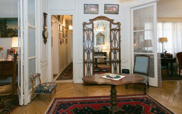 Appartement Champs Elysées