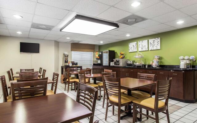 SureStay by Best Western Summerville Flowertown