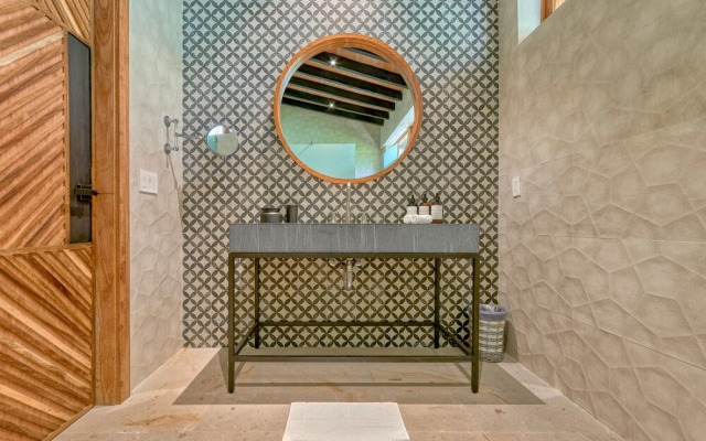 Maxwell Residences at Orchid