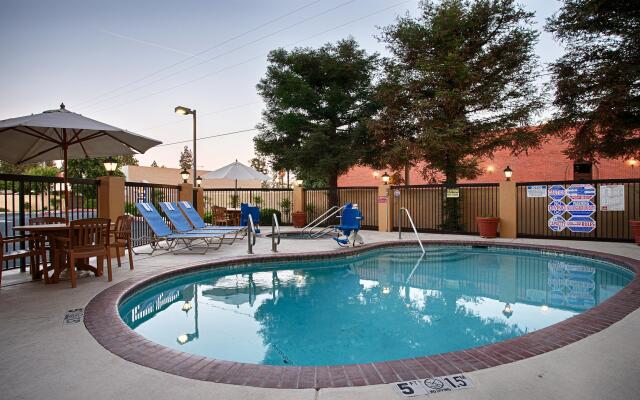 Best Western Plus Fresno Inn