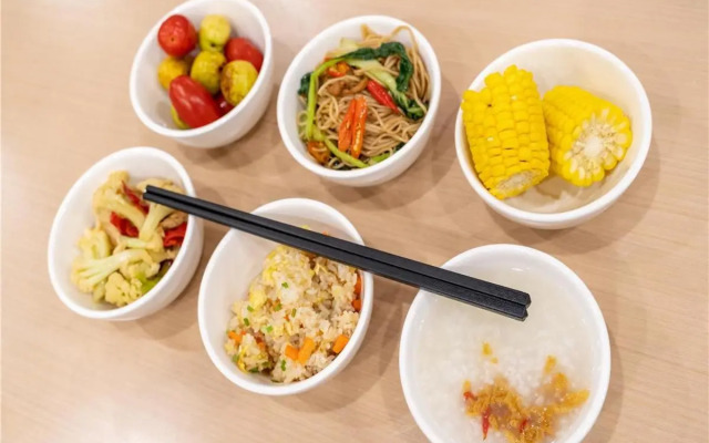 Lavande Hotel(Nanchang Qingshan Road Subway Station Branch)