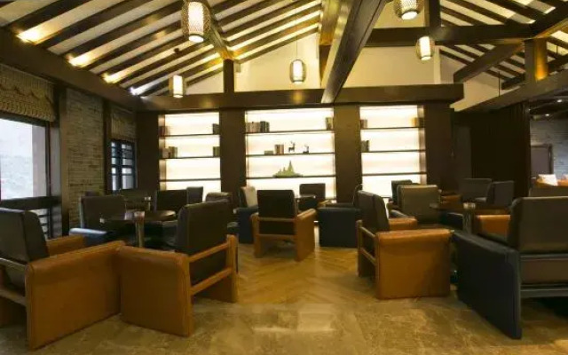 Gongga cliff Hot Spring Hotel