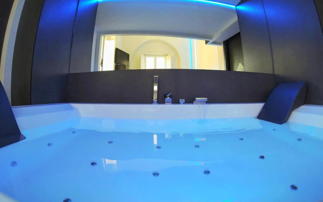 LUX- Spanish Steps 60A Luxury Suite Apartment